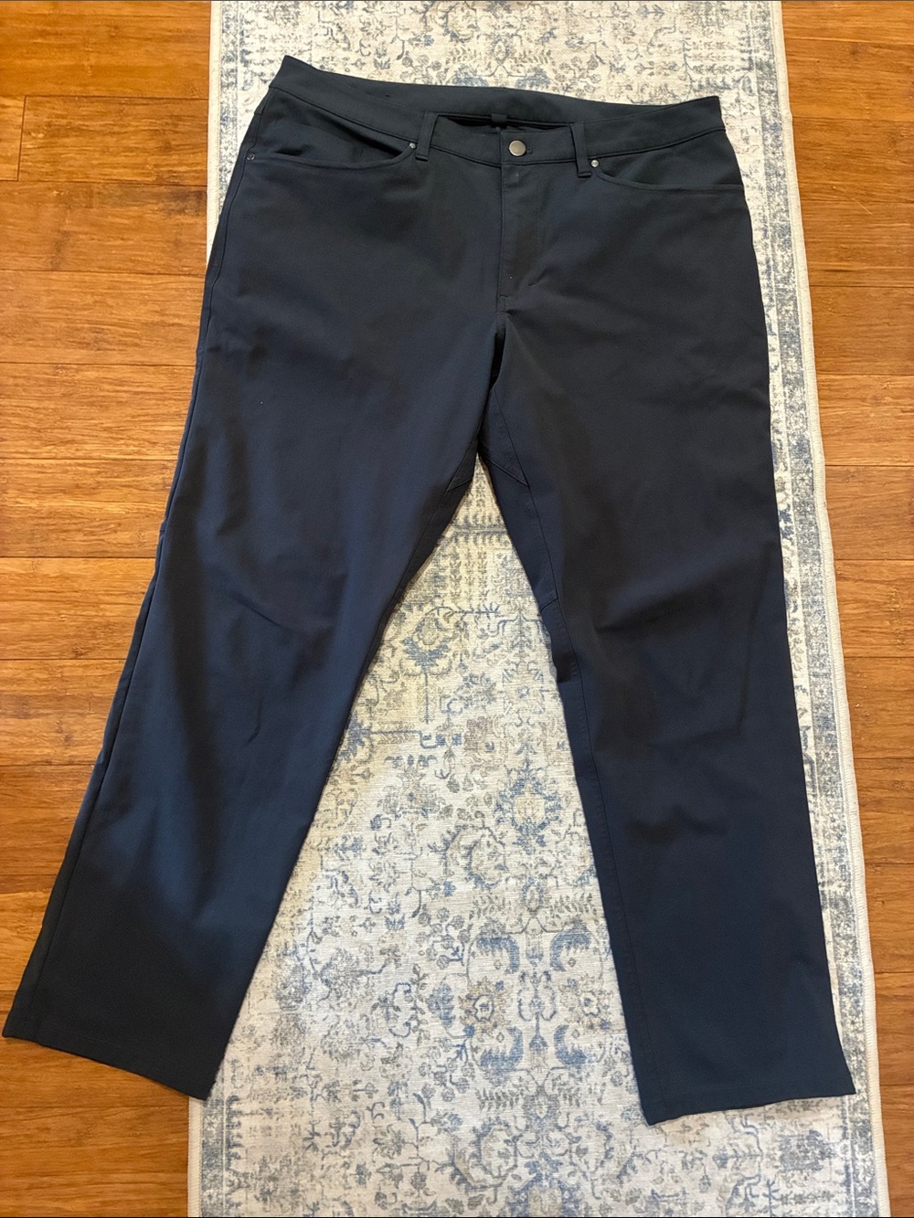 Lululemon Men's dark gray Stretch Casual Pants - size 35